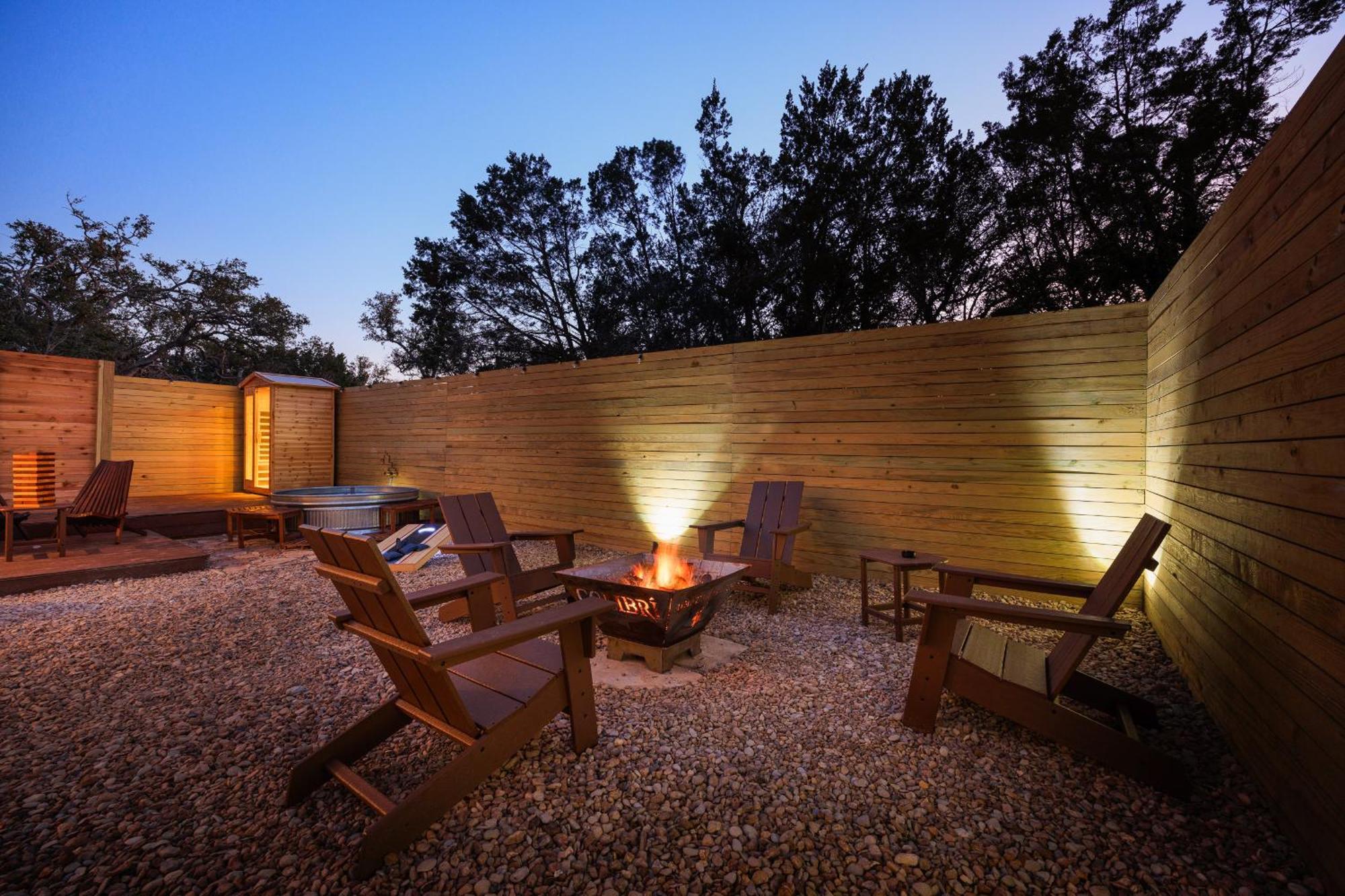 Romantic Luxury Retreat Hot Cold Pool & Sauna Wimberley Kültér fotó